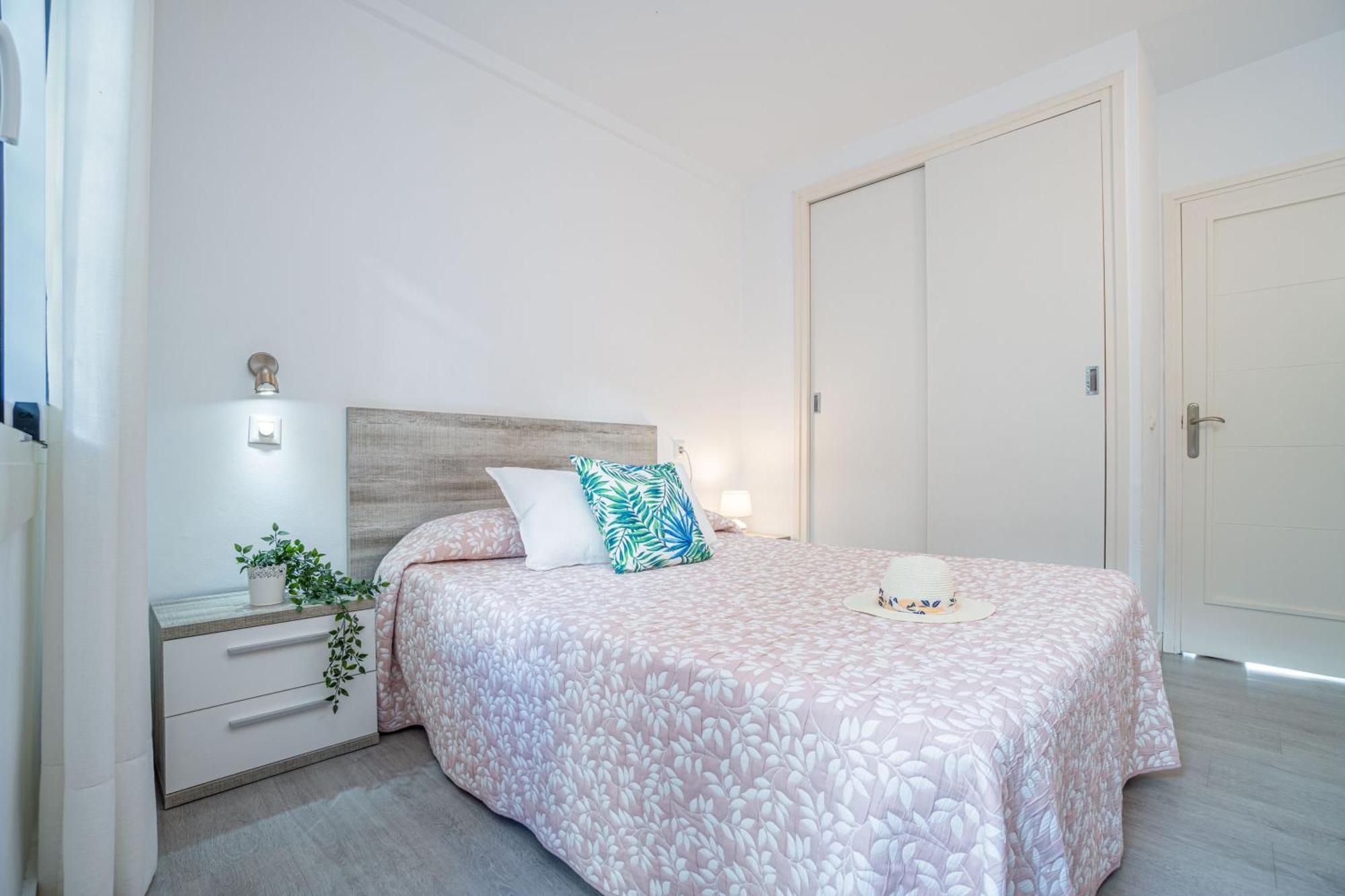 Apartment Meda Chica Roses Dış mekan fotoğraf